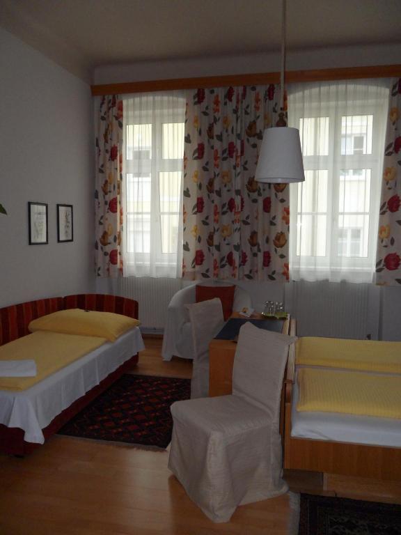 Fruehstueckspension Barbara Poechlarn Room photo